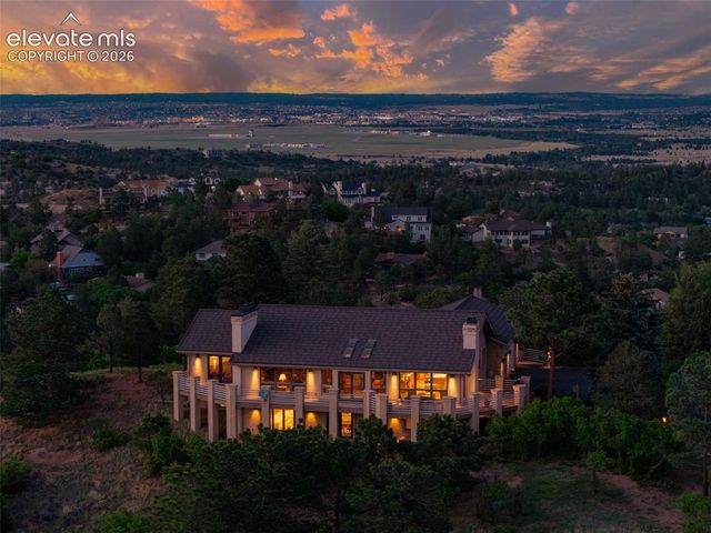 1040 Dark Horse Drive, Colorado Springs, CO 80919
