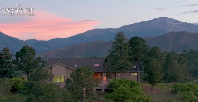 1040 Dark Horse Drive, Colorado Springs, CO 80919
