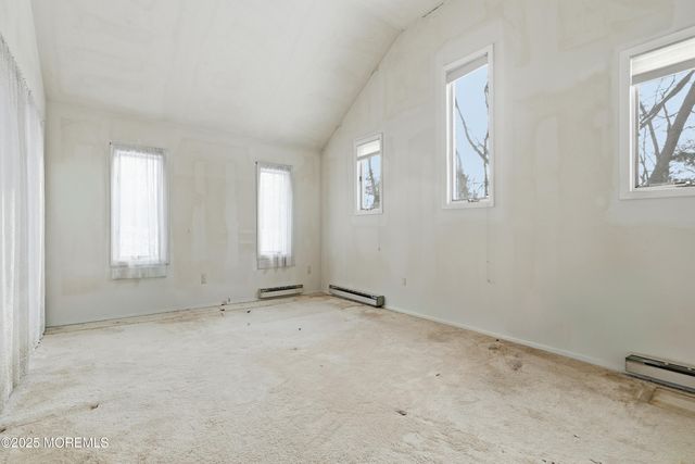 15 Summit Avenue, Manalapan, NJ 07726