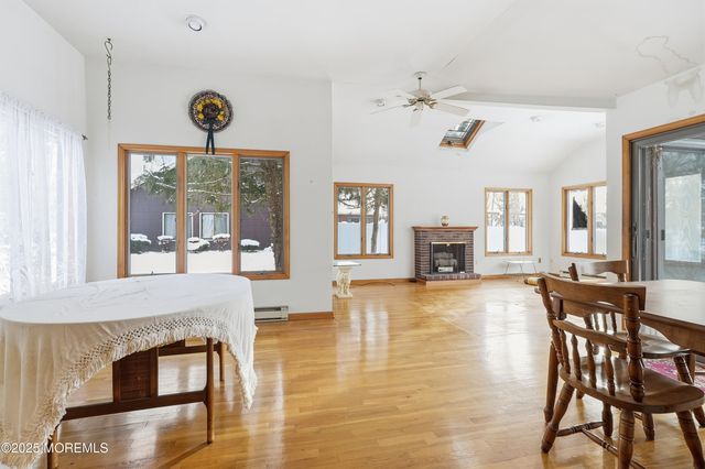 15 Summit Avenue, Manalapan, NJ 07726