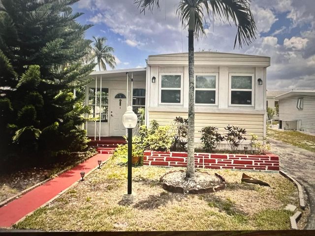 4540 NW 68th Street, Coconut Creek, FL 33073