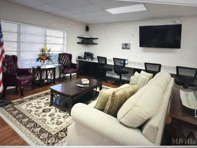 4540 NW 68th Street, Coconut Creek, FL 33073
