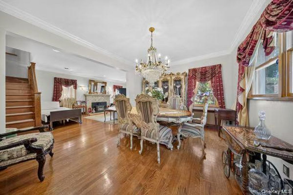 47-57 Utopia Parkway, Flushing, NY 11358 — photo 5