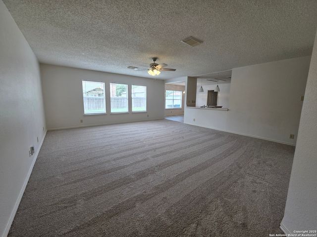 9651 Hillside Trail, San Antonio, TX 78250