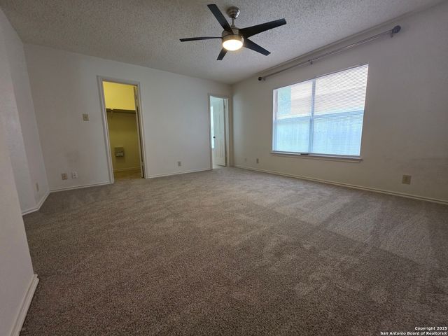 9651 Hillside Trail, San Antonio, TX 78250