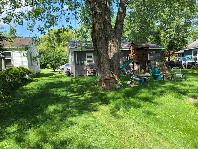 1915 E Purdue Road, Muncie, IN 47303