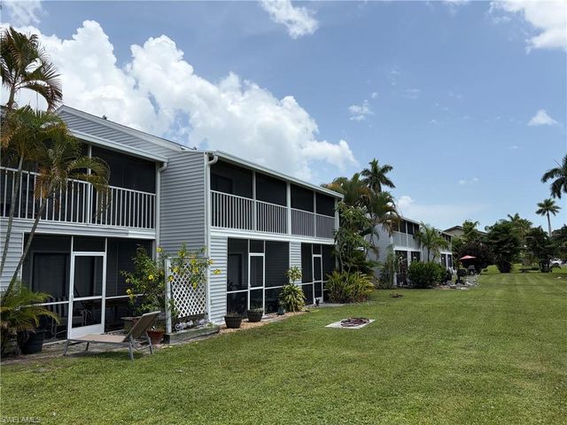 13160 Kings Point DR 2, Fort Myers, FL 33919