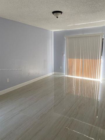 16891 SW 92nd Ct, Palmetto Bay, FL 33157