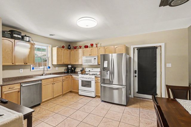 1004 Transit Street, Bay City, MI 48706