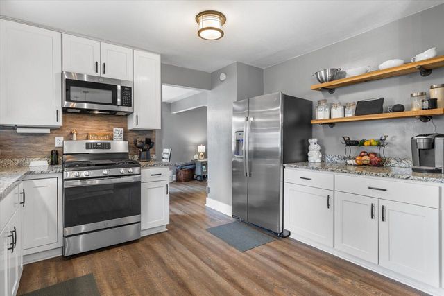 924 Marquette ROAD, Hartland, WI 53029