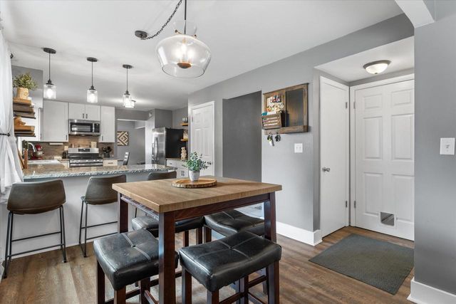 924 Marquette ROAD, Hartland, WI 53029