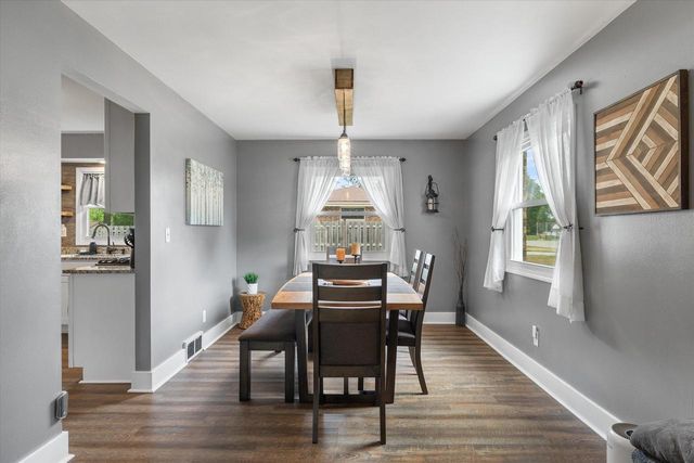 924 Marquette ROAD, Hartland, WI 53029