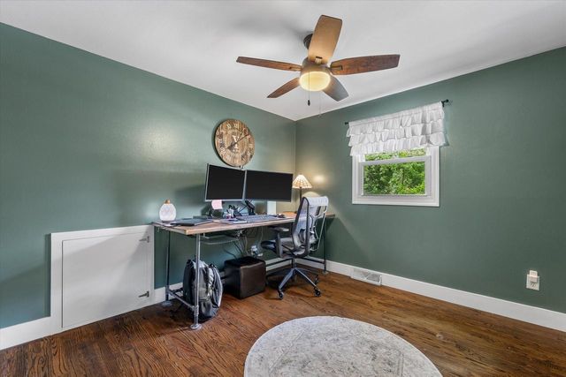 924 Marquette ROAD, Hartland, WI 53029