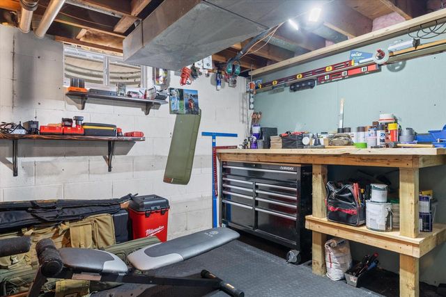 924 Marquette ROAD, Hartland, WI 53029