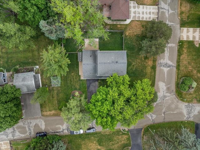 924 Marquette ROAD, Hartland, WI 53029
