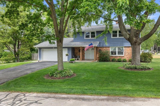 924 Marquette ROAD, Hartland, WI 53029