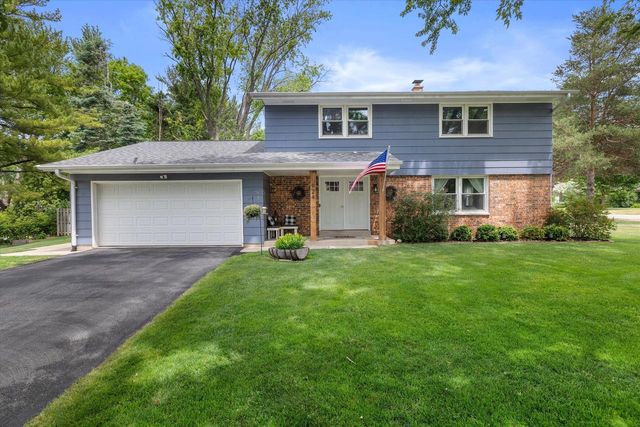 924 Marquette ROAD, Hartland, WI 53029
