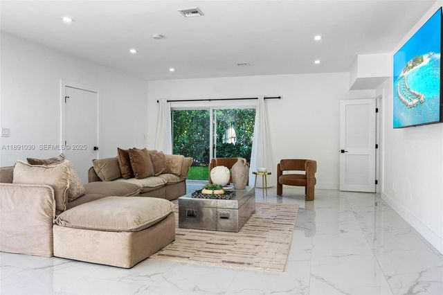 1651 SW 13th Avenue, Miami, FL 33145