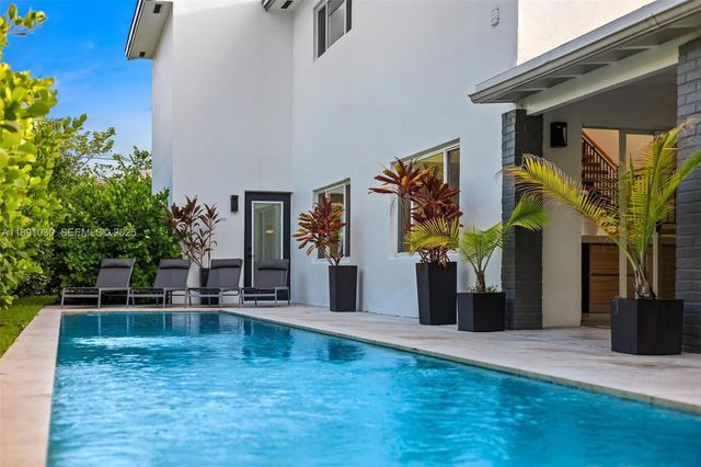 1651 SW 13th Avenue, Miami, FL 33145