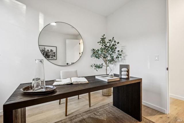 33 Fawn Dr, San Anselmo, CA 94960