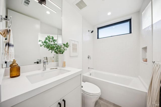 33 Fawn Dr, San Anselmo, CA 94960