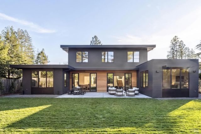 33 Fawn Dr, San Anselmo, CA 94960