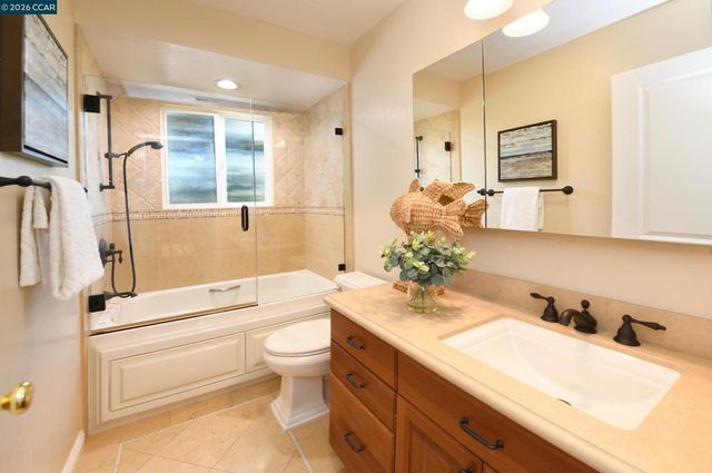 3130 La Playa Ct, Lafayette, CA 94549
