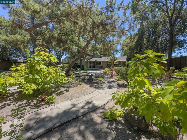 3130 La Playa Ct, Lafayette, CA 94549