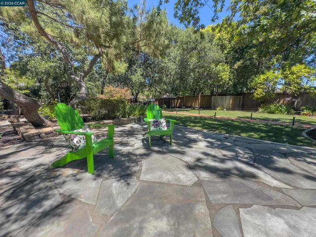 3130 La Playa Ct, Lafayette, CA 94549