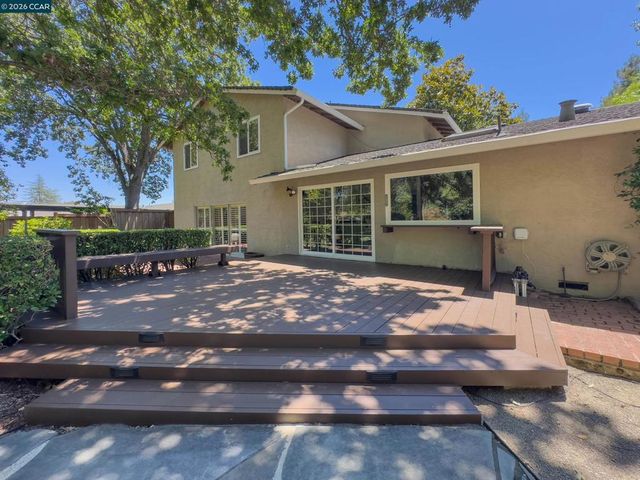 3130 La Playa Ct, Lafayette, CA 94549