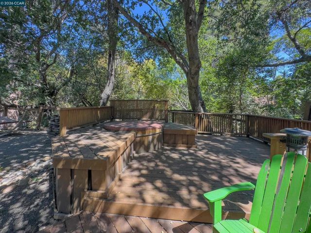 3130 La Playa Ct, Lafayette, CA 94549