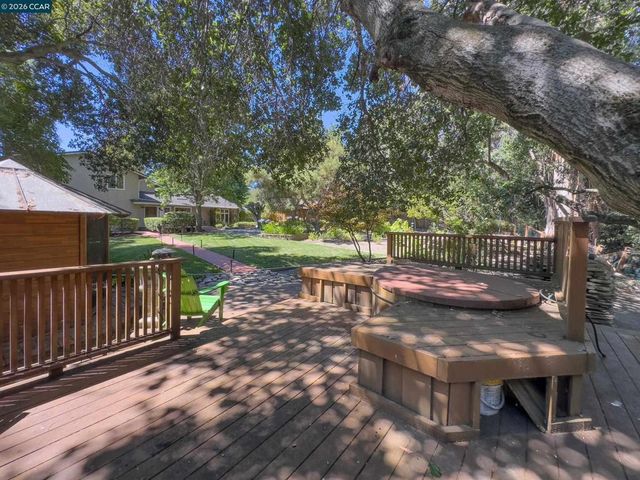 3130 La Playa Ct, Lafayette, CA 94549