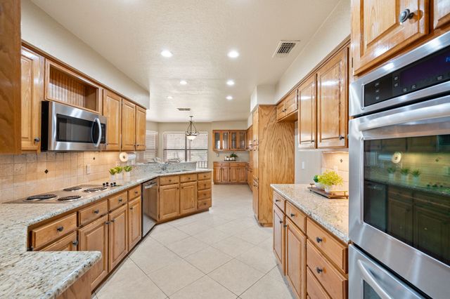 4440 Alydar Drive, Burleson, TX 76028