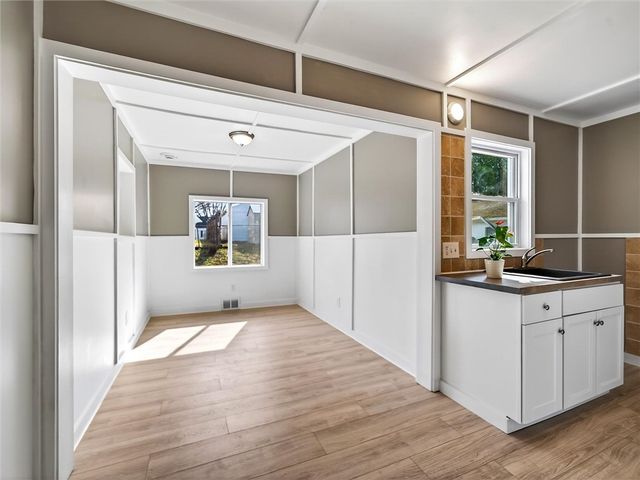 67 Gray Street, Rochester, NY 14609