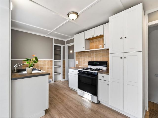 67 Gray Street, Rochester, NY 14609