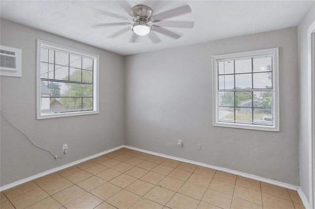 6700 Avenue S Unit D, Houston, TX 77011