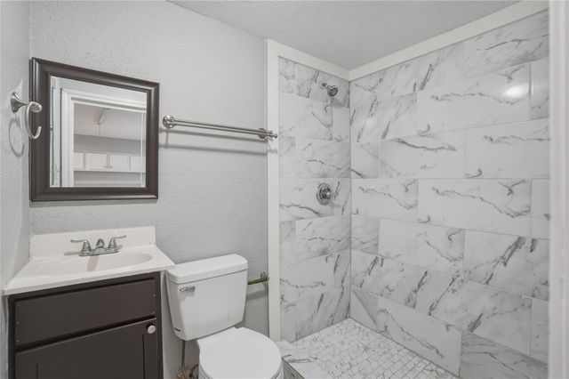 6700 Avenue S Unit D, Houston, TX 77011