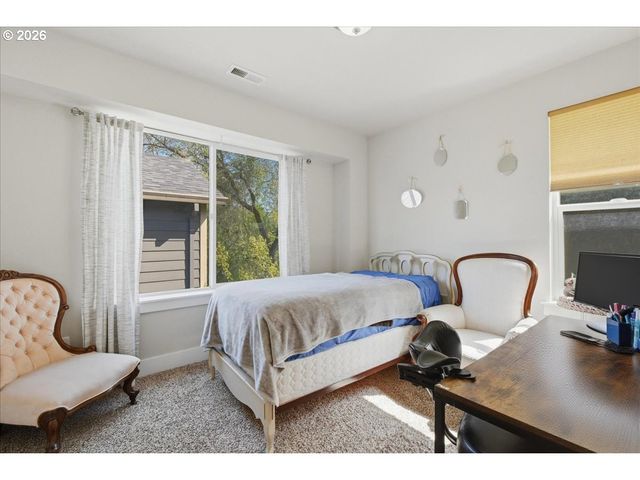 9028 N DRUMMOND Ave, Portland, OR 97217