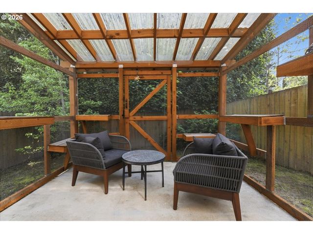 9028 N DRUMMOND Ave, Portland, OR 97217
