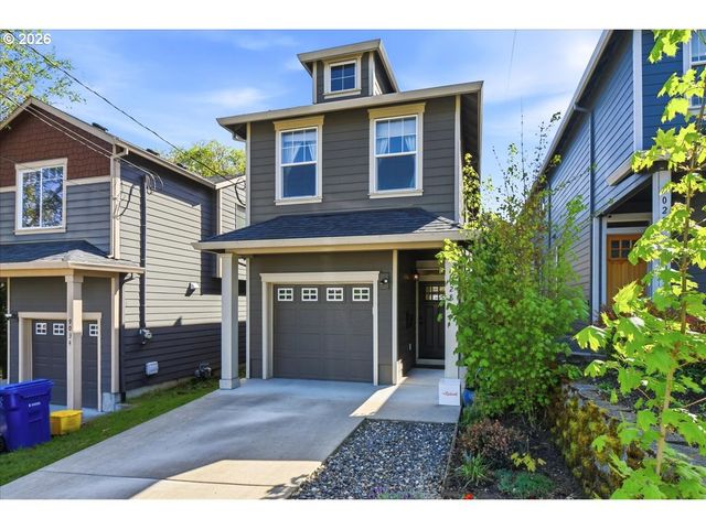 9028 N DRUMMOND Ave, Portland, OR 97217