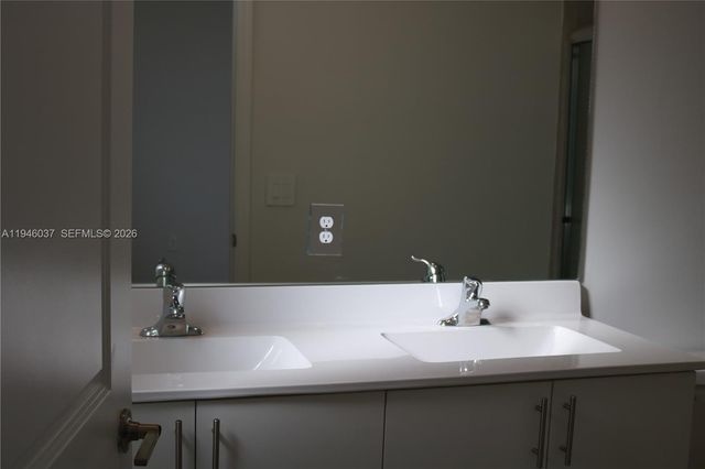 23040 SW 99th Ct, Cutler Bay, FL 33190