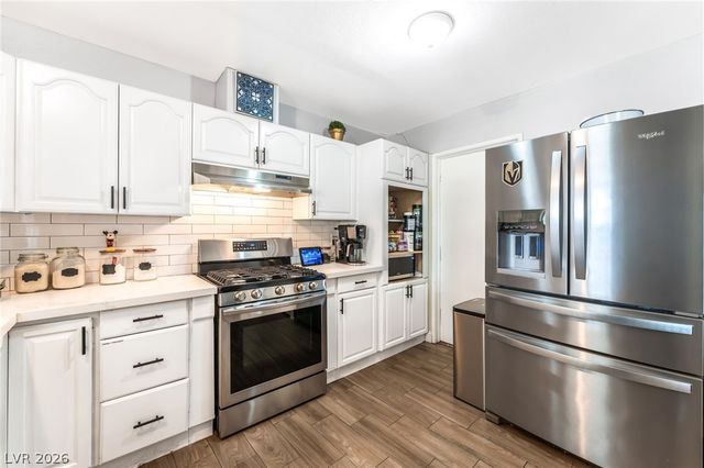 4528 East Harmon Avenue, Las Vegas, NV 89121