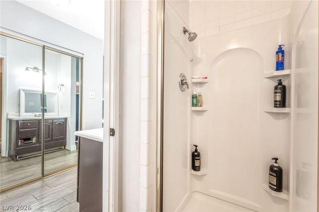 4528 East Harmon Avenue, Las Vegas, NV 89121