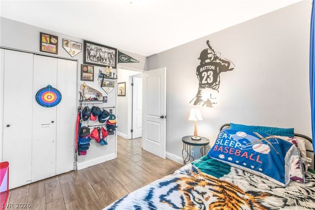 4528 East Harmon Avenue, Las Vegas, NV 89121