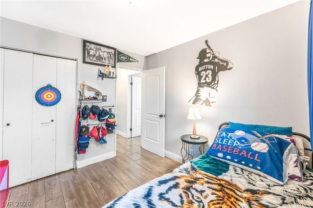 4528 East Harmon Avenue, Las Vegas, NV 89121