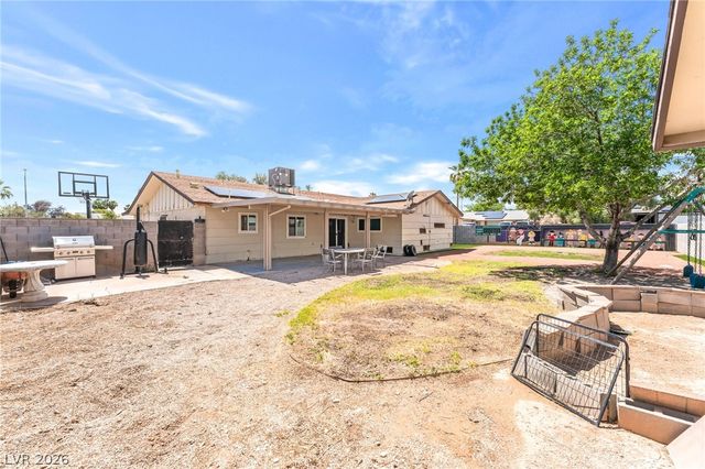 4528 East Harmon Avenue, Las Vegas, NV 89121