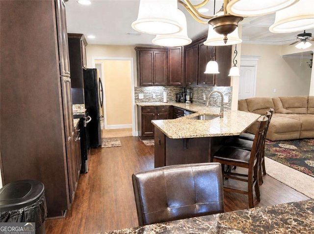 105 Mcewen Court, Perry, GA 31069
