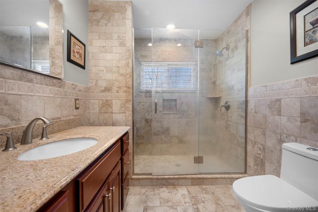 22 Ravine Road, Great Neck, NY 11023