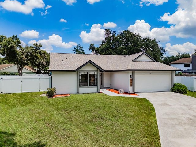 304 SCARLET OAK COURT, Seffner, FL 33584