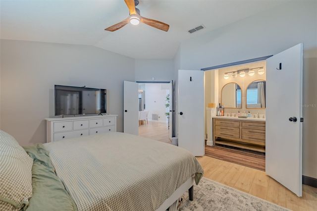 304 SCARLET OAK COURT, Seffner, FL 33584